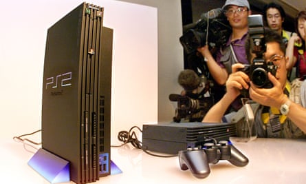 Sony unveils the PlayStation 2.