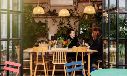 Elder Press Cafe - W6