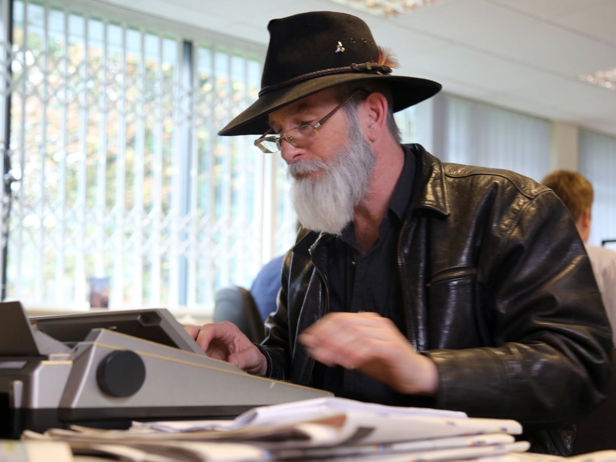 Terry Pratchett docudrama reveals moment author realised he was 'dead', Terry  Pratchett