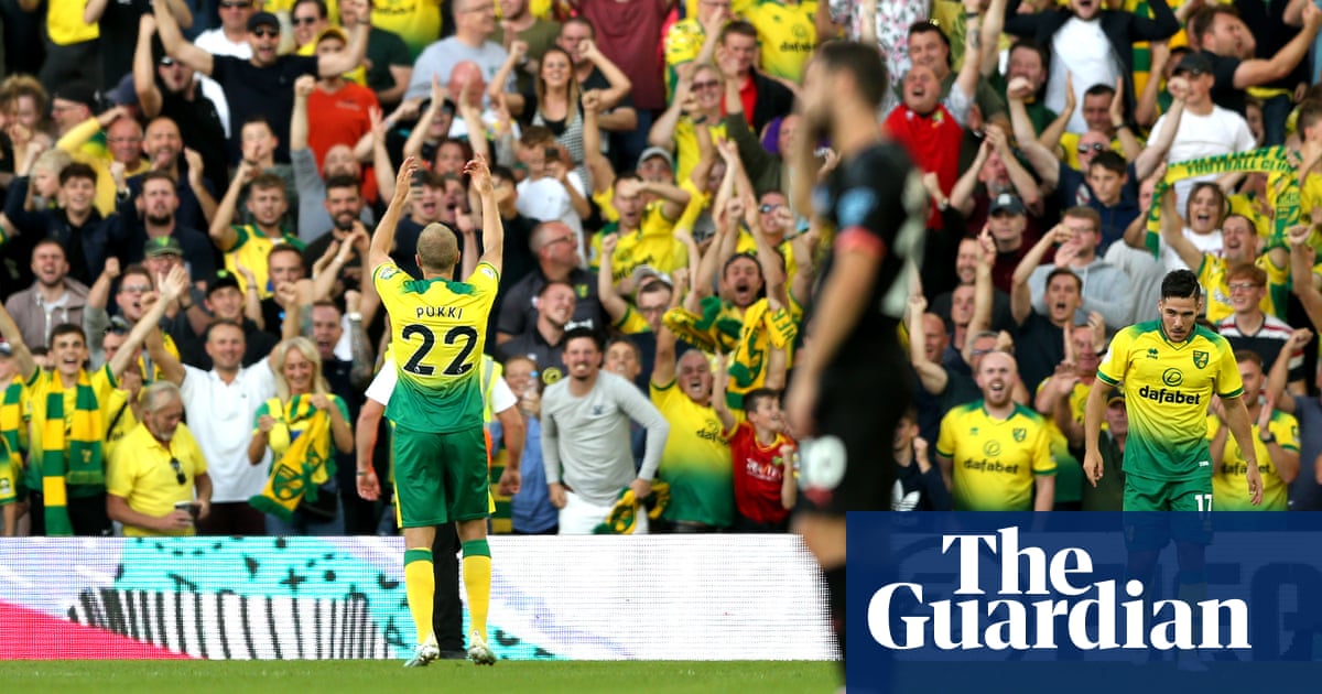 Manchester City and the perils of playing out from the back – Football Weekly