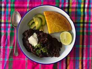Felicity Cloake’s perfect veg chilli, served with cornbread and avocado.