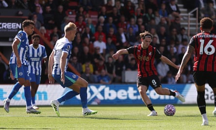 Alex Scott scores Bournemouth’s first goal