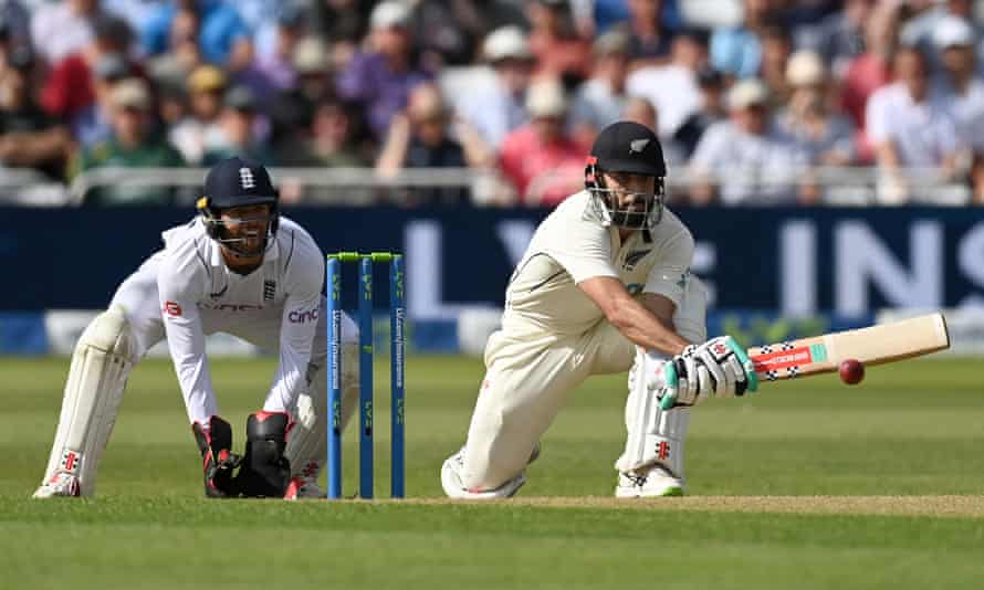 New Zealand take charge of second Test with England left to rue missed chances | England v New Zealand 2022 3 Daryl Mitchell top-scored for the tourists with an unbeaten 81.