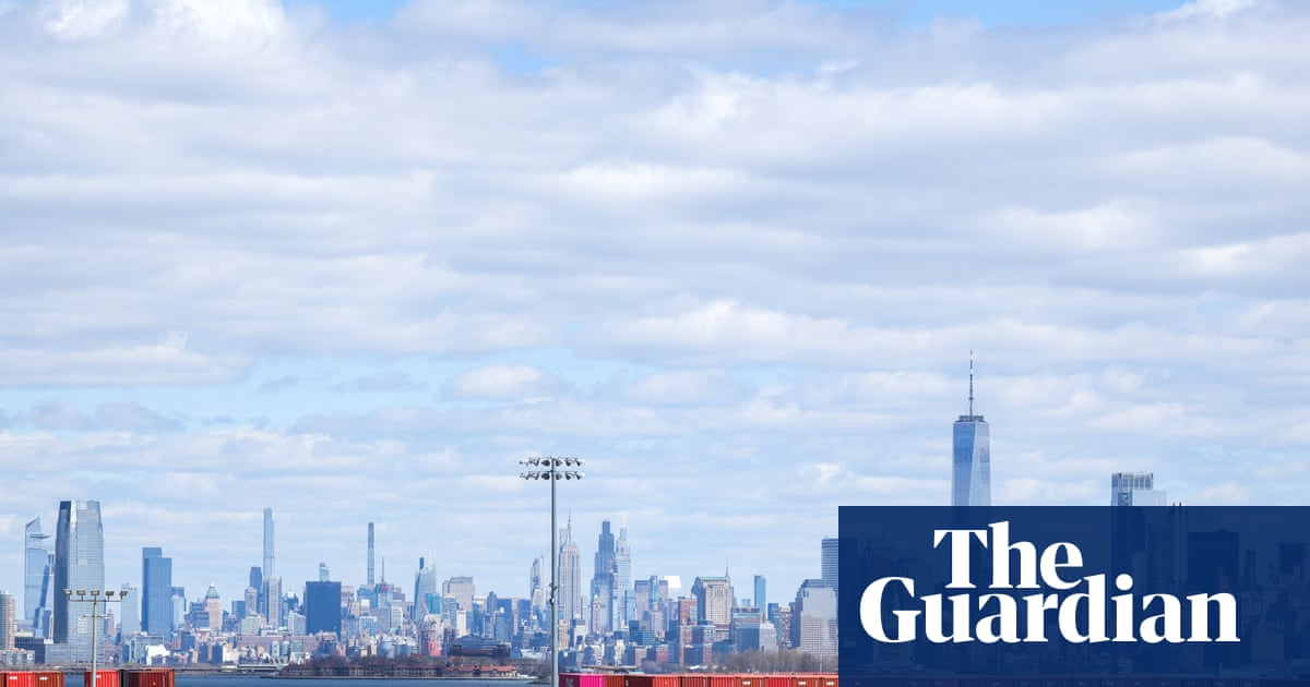 Trump asks US supreme court to overturn trade tariffs ruling