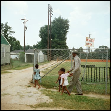 Untitled, Mobile, Alabama, 1956With more than 30 photographs from the artist’s Segregation Story series, and debuting a brand-new portfolio published by the foundation, this exhibition puts many previously unshown works alongside his most recognised, to deepen their emotional and historical resonance.