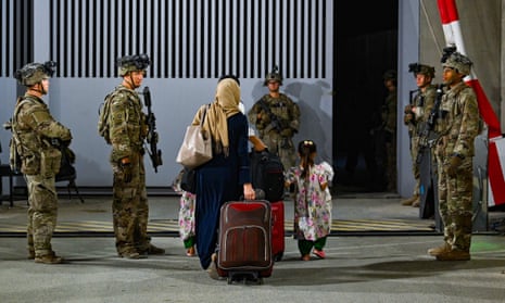 US troops oversee the evacuation of Afghan citizens at Kabul international airport