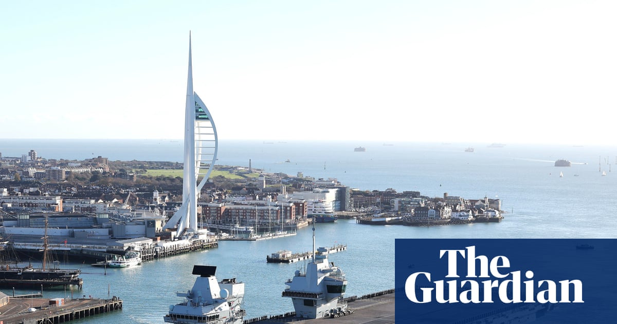 UK preparing aircraft carrier for possible Middle East deployment