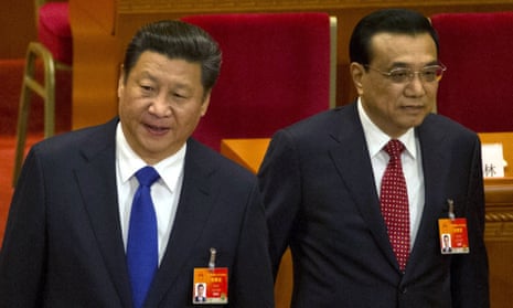 Two articles in the People’s Daily hinted that Chinese president Xi Jinping, left, was unhappy with the policies pursued by Li Keqiang. 