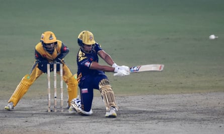Quetta Gladiators' Will Smeed hits out in the Pakistan Super League in February 2022.