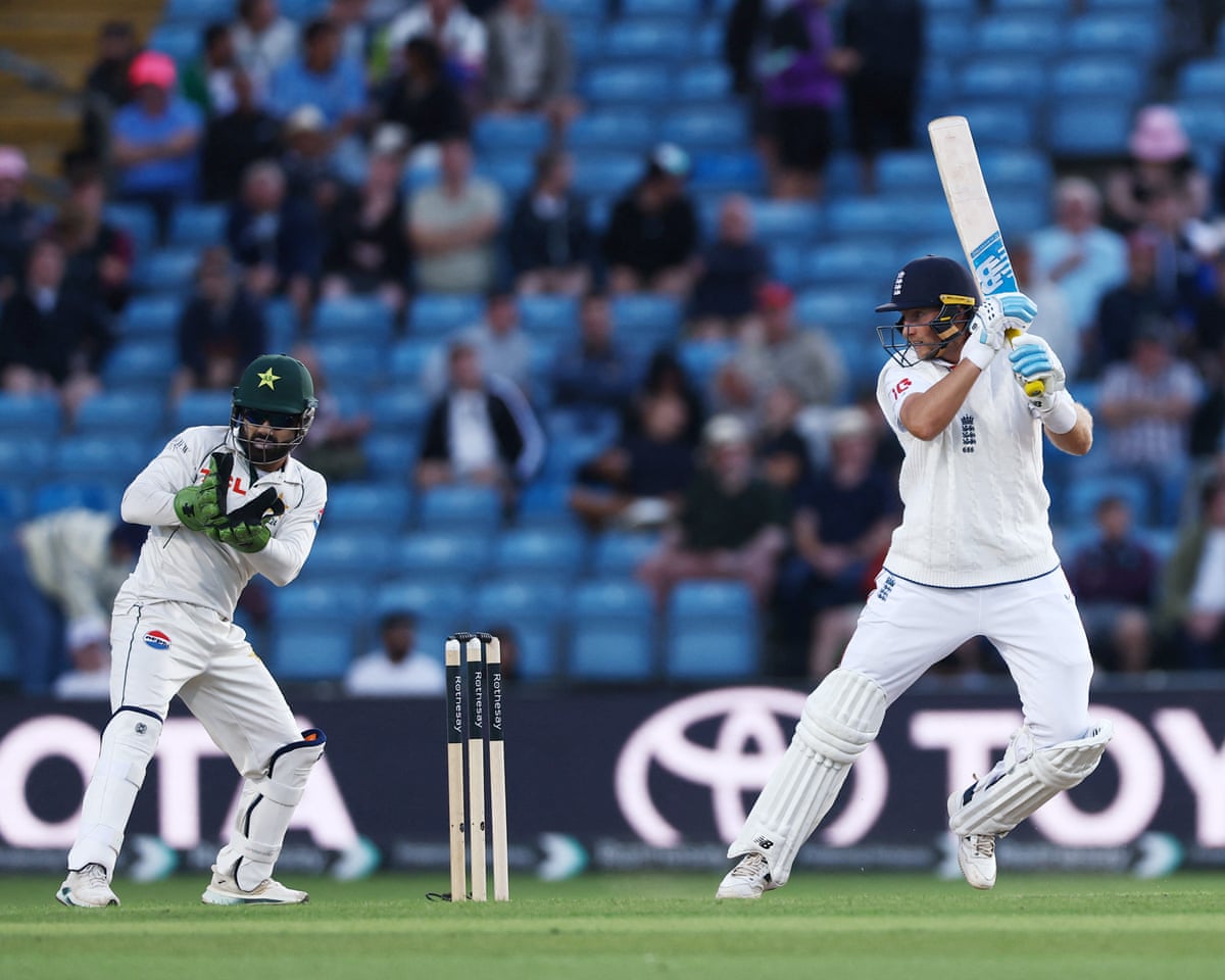 The England captain Joe Root (right) plays a cut shot with the Pakistan wicket-keeper Mohammad Rizwan standing up to the stumps on day one of the first Test at Headingley.