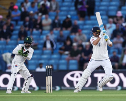 Joe Root plays a cut shot with the Pakistan wicketkeeper Mohammad Rizwan standing up to the stumps on day one of the first Test at Headingley