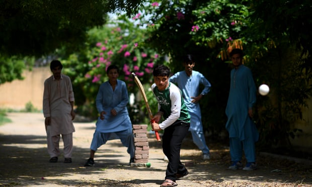 Karachi’s famend Polo Grounds nonetheless fertile territory for Pakistani cricket | Pakistan cricket group 1 Youngsters use a pile of bricks as a wicket on Sunday morning in cricket-mad Karachi.