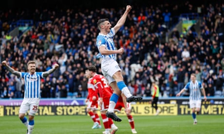 Championship roundup: Huddersfield stun Boro as Sheffield United move clear