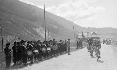 Tour de France 1949 Cycling Poster - Retro Bicycle Race Tour de France 1949 Cycling Poster - Retro Bicycle Race