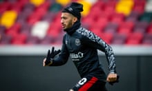 Benrahma - Từ Algeria Đến London Ngôi Sao West Ham Toả Sáng