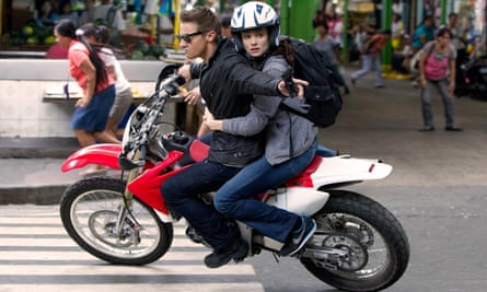 Jeremy Renner and Rachel Weisz in The Bourne Legacy, Tony Gilroy’s directorial contribution to the series.