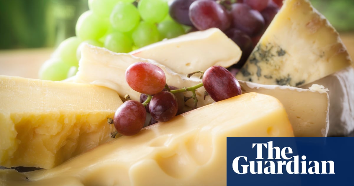 Jarlsberg cheese may help stave off osteoporosis, small study suggests