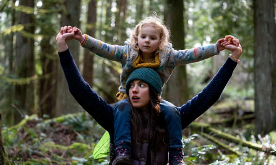 Alex and Maddy, the fictionalised leads from Stephanie Land’s memoir Maid.