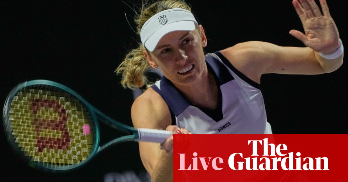 WTA Finals tennis: Elena Rybakina v Ekaterina Alexandrova, Iga Swiatek v Amanda Anisimova – live