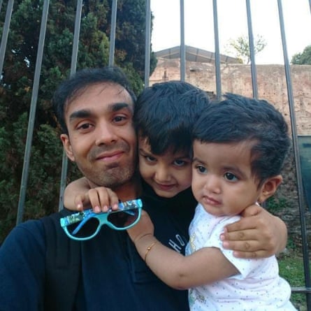 Harsitt Chandak with this two children