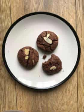 Lily Vanilli’s biscuit brownies
