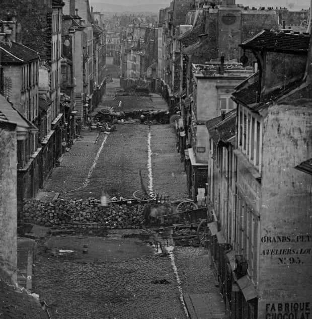 Historic image of riots in Paris in 1848.