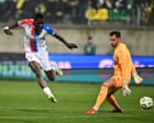 Sarr double helps Crystal Palace edge to extra-time win against nine-man Larnaca 2792