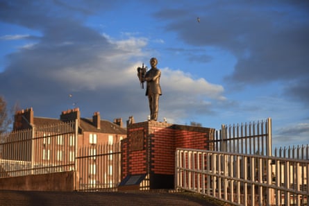The statue of Jim McLean, who was the Dundee United manager when they won the league title in 1983.