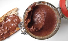 The perfect homemade chocolate spread.