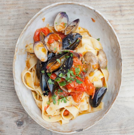 Campania Jones London E2 It S Not Perfect But I Simply Don T Care Restaurant Review Restaurants The Guardian