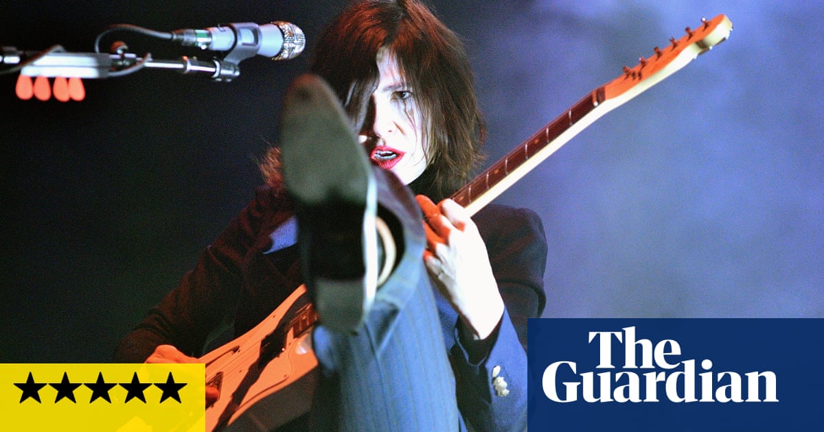 Sleater-Kinney review – versatile guitar heroes reach perfection