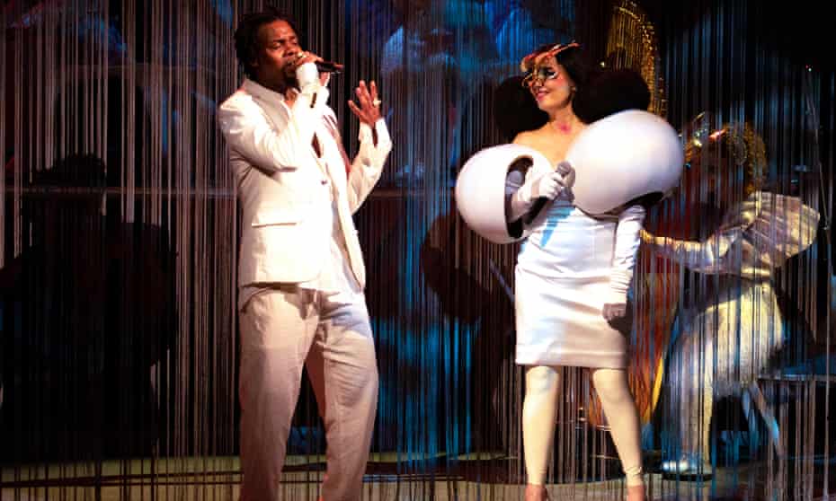 Snake on stage with Björk in 2019.