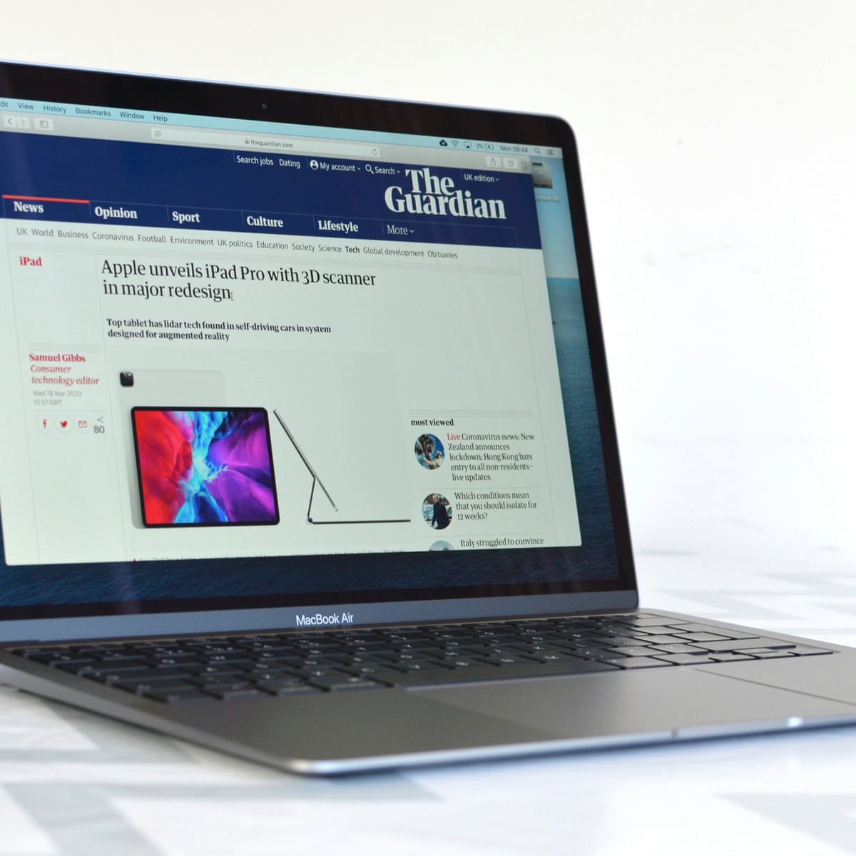 Apple Macbook Air Review 2020 S Near Perfect Consumer Laptop