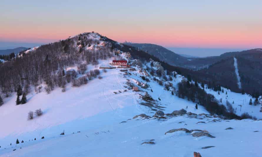 Zavizan mountain hut on Velebit mountain at sunsetFARNDP Zavizan mountain hut on Velebit mountain at sunset