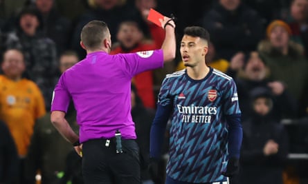 Gabriel Martinelli sees red after receiving two quickfire yellow cards.