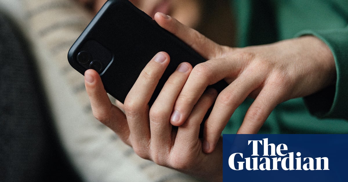 Australia's gen Z men more likely to hold sexist views, data shows, as manosphere' influences take hold