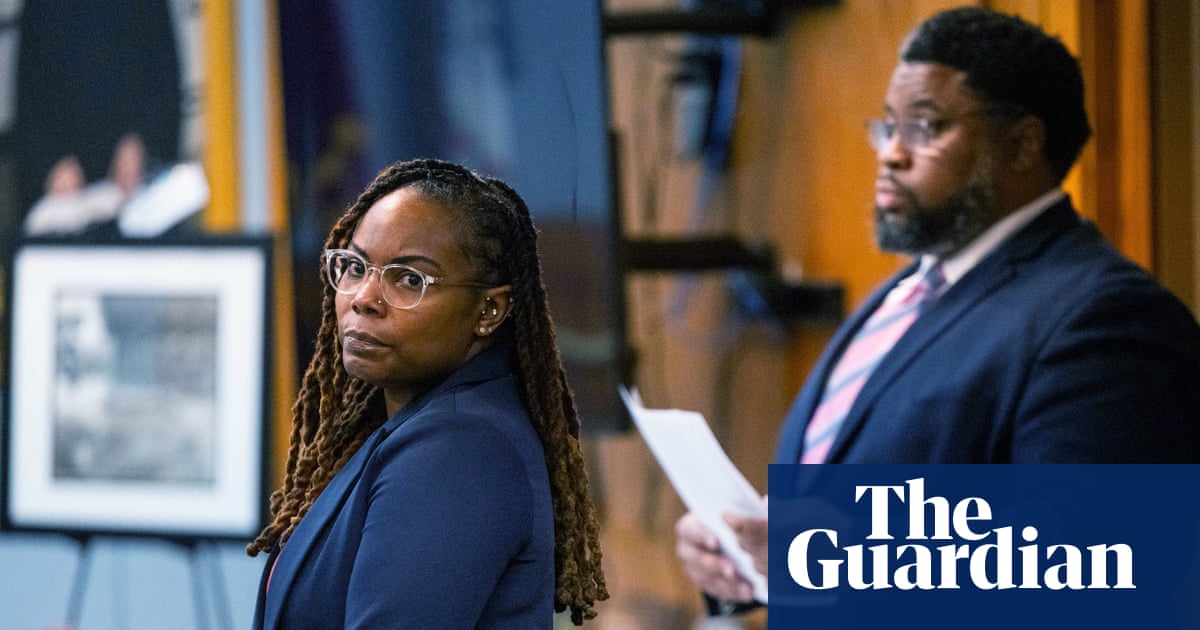 Virginia judge dismisses charges against assistant principal in teacher shooting case