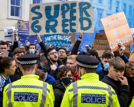 Fans protest outside Stamford Bridge in 2021