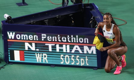 Nafie Thiam ganó la medalla de oro en pentatlón y estableció un nuevo récord mundial en el proceso.