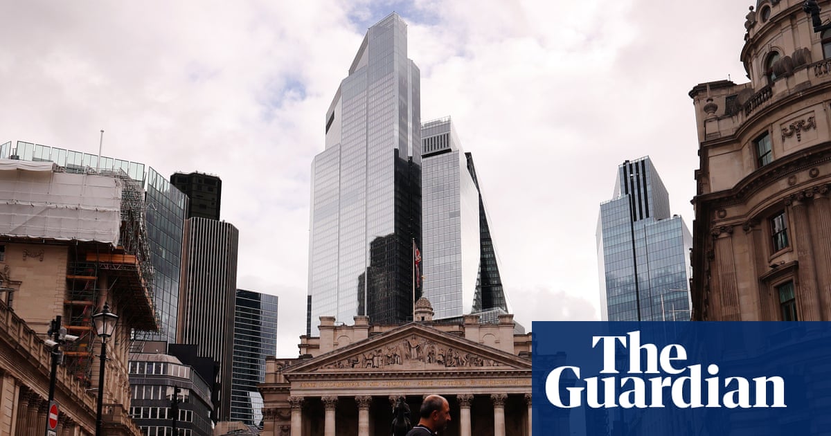 Medium-term borrowing costs for UK government hit 19-year high