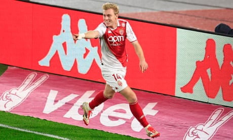 Mika Biereth: the Londoner who keeps scoring hat-tricks in Ligue 1