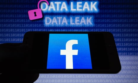 A Facebook logo with the words 'Data Leak' above it and a symbol of an open padlock.