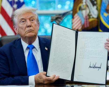 Trump signs proclamation imposing annual $100,000 fee on H-1B visas | Donald Trump | The Guardian