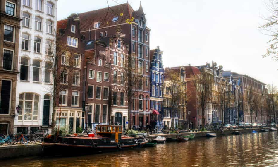 The Herengracht canal near the Golden Bend, Amsterdam.