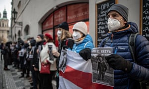 Covid live news: fourth wave hitting Germany with ‘full force’, Merkel warns; Belgium mandates working from home 5 People form a human chain in support of political prisoners in Belarus during the commemoration of the 32nd anniversary of the 1989 Velvet Revolution in Prague, Czech Republic.