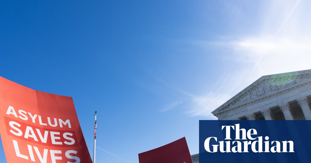 US supreme court appears sympathetic to Trump administration in asylum case