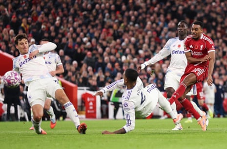 Ryan Gravenberch scores via a deflection.