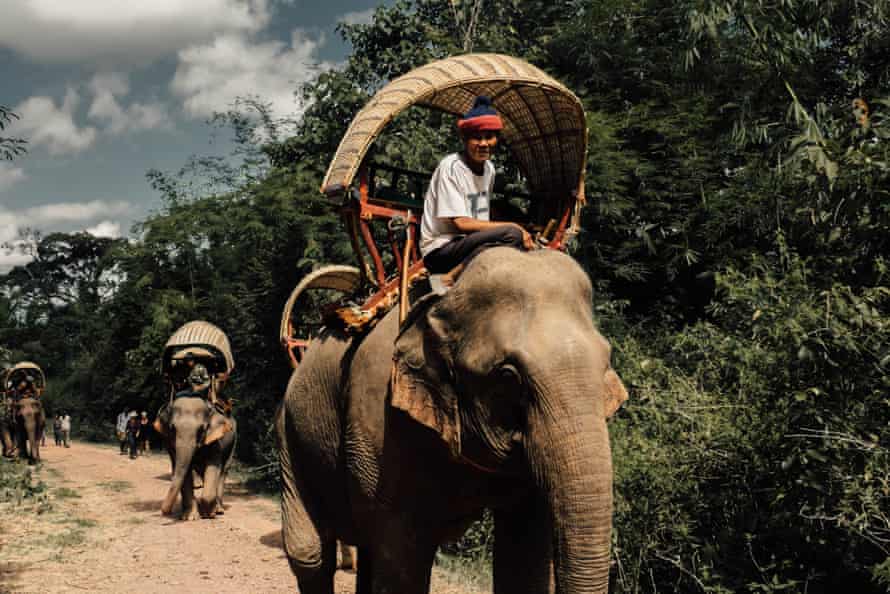 Elephant Caravan, Laos