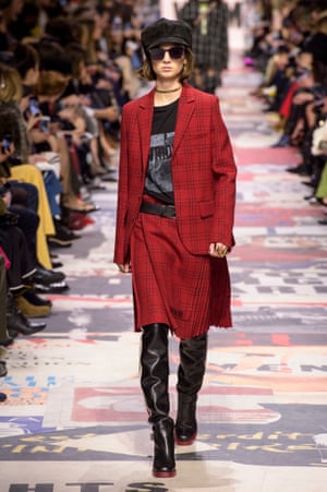 Christian Dior skirt suit, AW18, Paris fashion week.