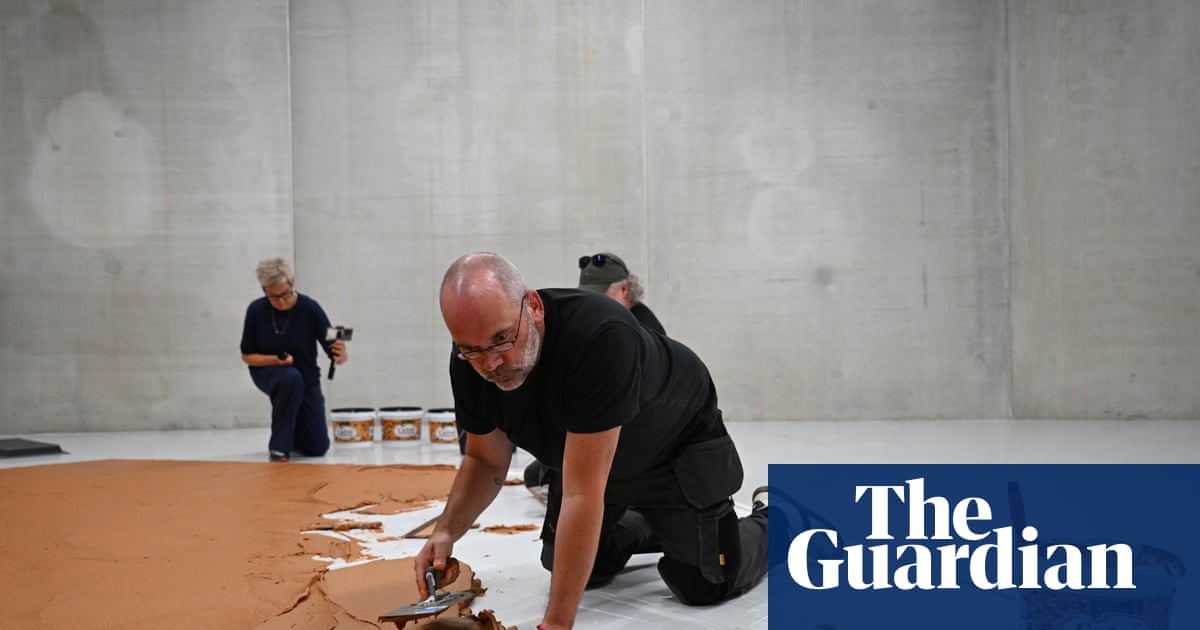 Completely nuts: Dutch gallery covers floor in peanut butter to honour late artist